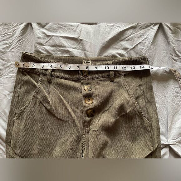 4 Button Olive Khaki Green Corduroy Cropped Ankle Pants Medium - Picture 3 of 9
